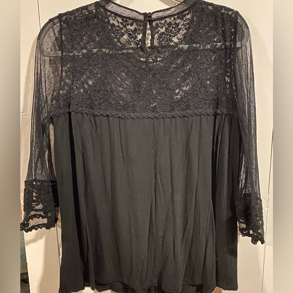 Last chance 🚨 Express Mesh Sleeve Black Lace Top, Size XL - Picture 4 of 5